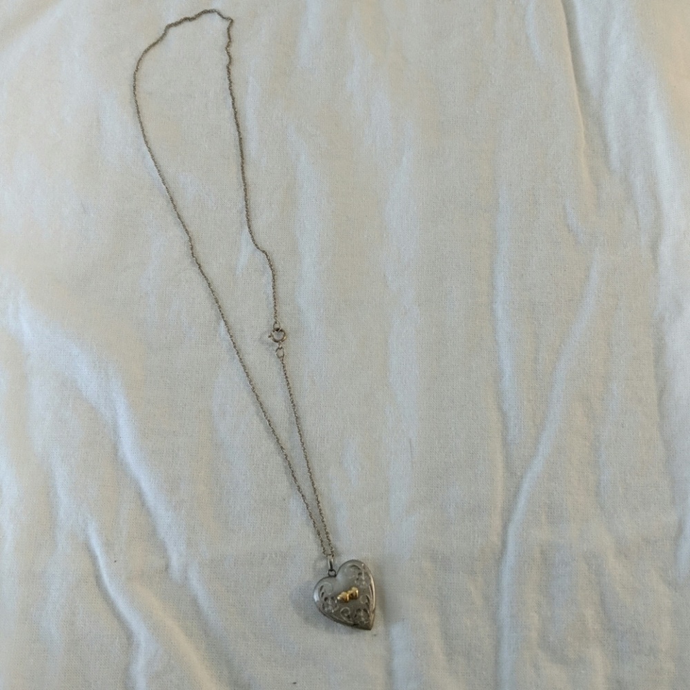 Heart locket